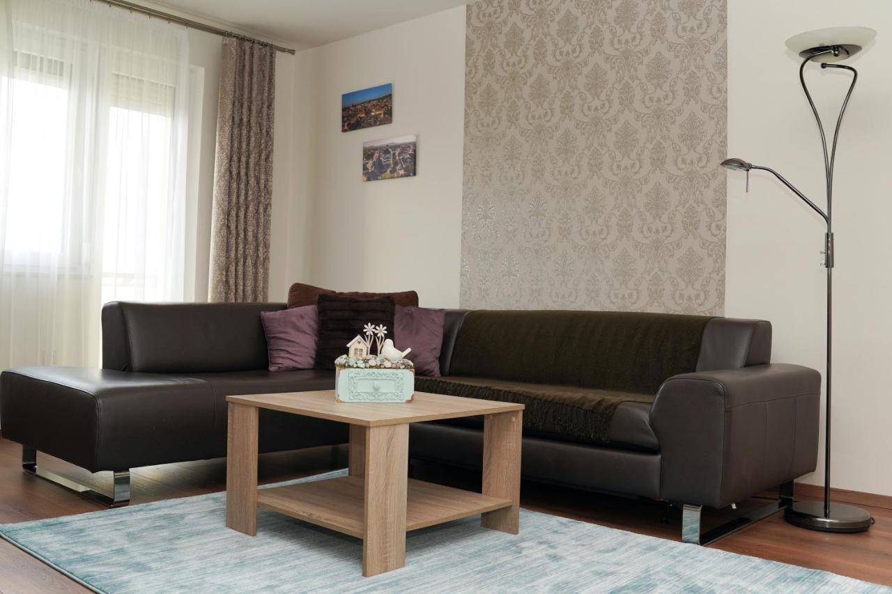 The Pearl Of Zsofia Apartman Esztergom Kültér fotó